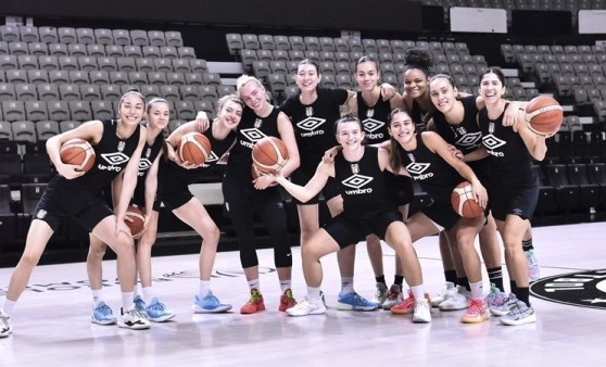 Beşiktaş Kadın Basketbol Takımı’nda Ayrılık: Khaalia Hillsman ile Yollar Ayrıldı