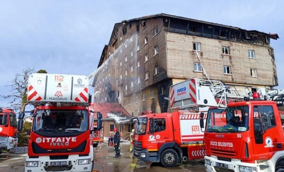 Bolu Kartalkaya’da Yangın Faciası… Müteahhitlerin İstediği Değişiklikle İtfaiyenin Denetim Yetkisi Alındı