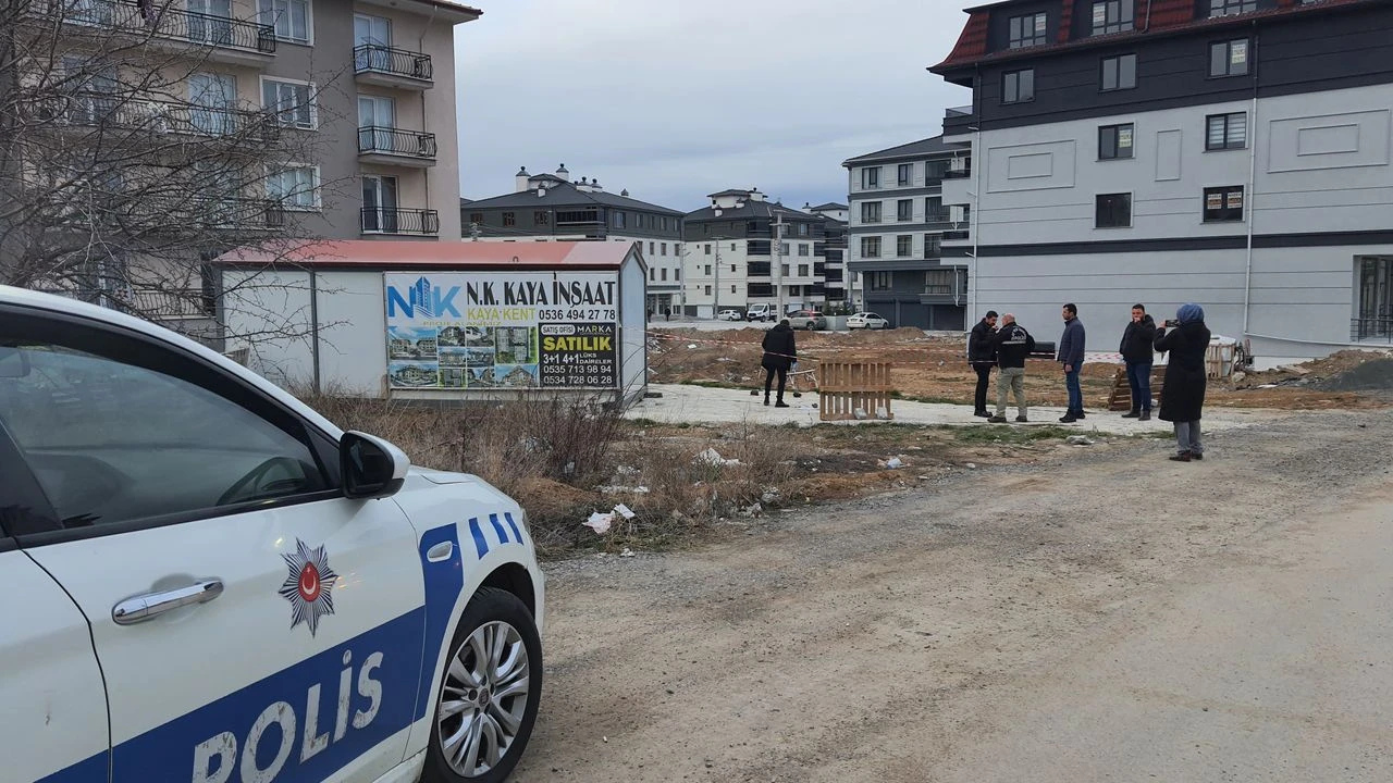 İnşaatta Silahlı ve Bıçaklı Kavga: 2 Yaralı, 3 Gözaltı