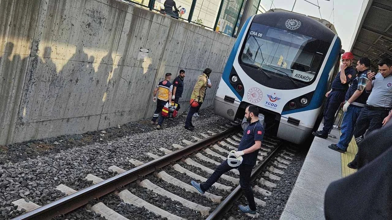 Marmaray Yenikapı İstasyonunda İntihar Girişimi: Raylara Atladı