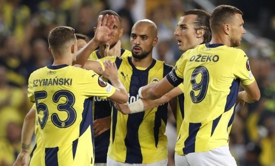 Yıldız futbolcudan Fenerbahçe’ye müjde!