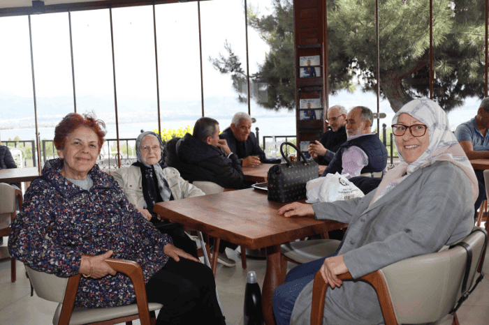 Kocaeli Büyükşehir Belediyesi İzmit Saat Kulesi’nin yanında yer alan Şelale