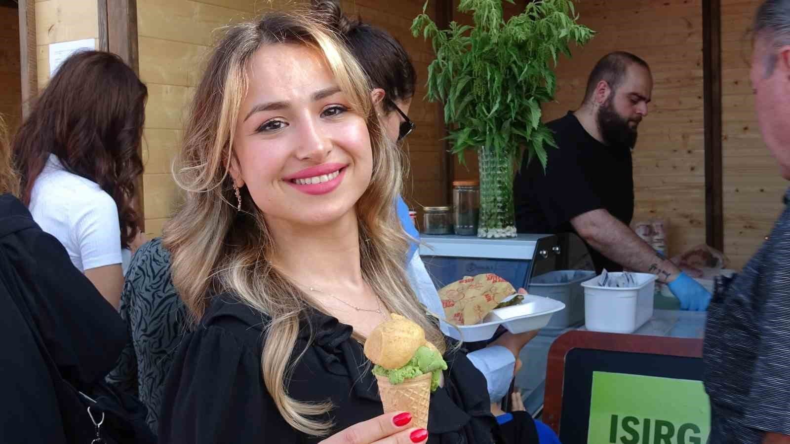 8. Samsun Yöresel Ot Yemekleri Festivali başladı .  Isırganlı