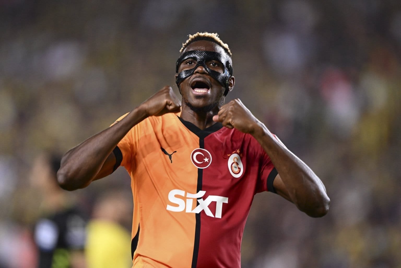 Süper Lig Transferleri Alev Aldı: Galatasaray'dan Asrın Bombası Osimhen, Fenerbahçe
