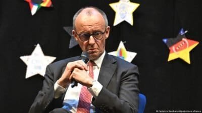 Almanya Başbakanı Friedrich Merz, İran yönetiminin ABD'yi "aşağıladığını" söyledi, Washington'u