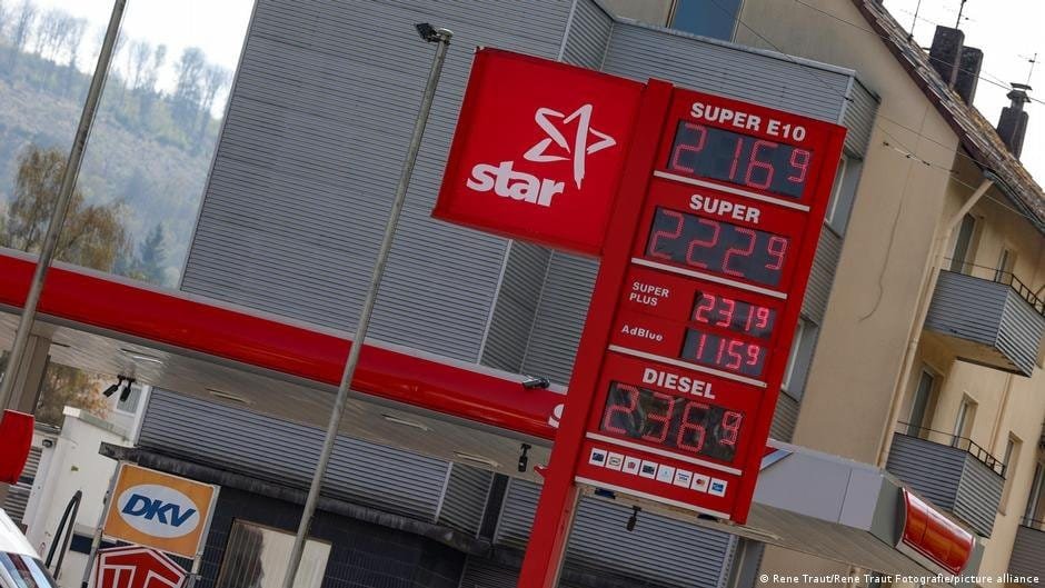 Almanya’da bir litre mazot, ABD ve İsrail’in İran’a yönelik saldırısından