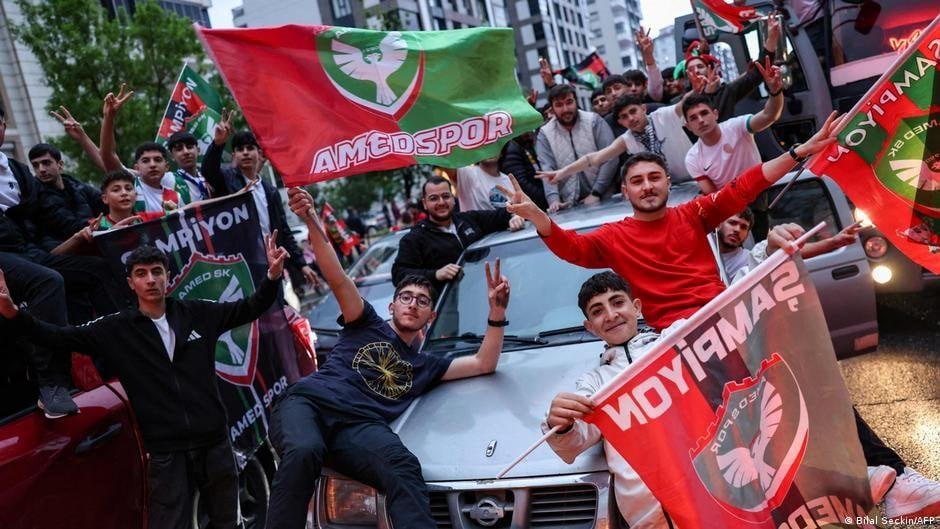 Amedspor'un Süper Lig yolculuğu Türkiye'de çözüm sürecini etkileyebilir mi? DW
