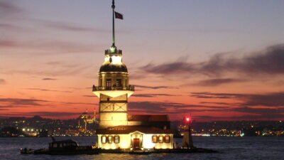 İstanbul Rehberi: İstanbul’u Gezmek, Görmek, ve Tanımak İsteyenlerin Dijital Rehberi..