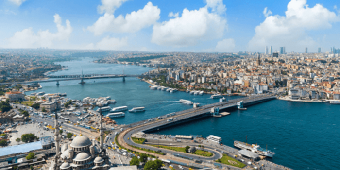 İstanbul, Türkiye Ekonomisinin Dinamosu 2 Istanbulun tarihi yapilari sehrin turizm ekonomisine buyuk katki sagliyor