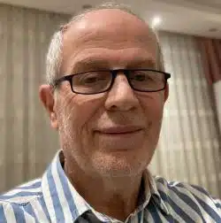 Murat Yeşil yazar fotoğrafı